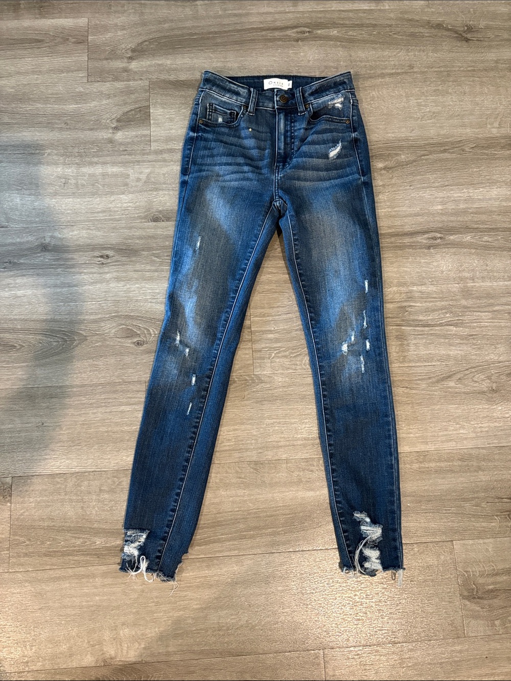 Woman's Dark Blue Distressed Skinny Jeans -
